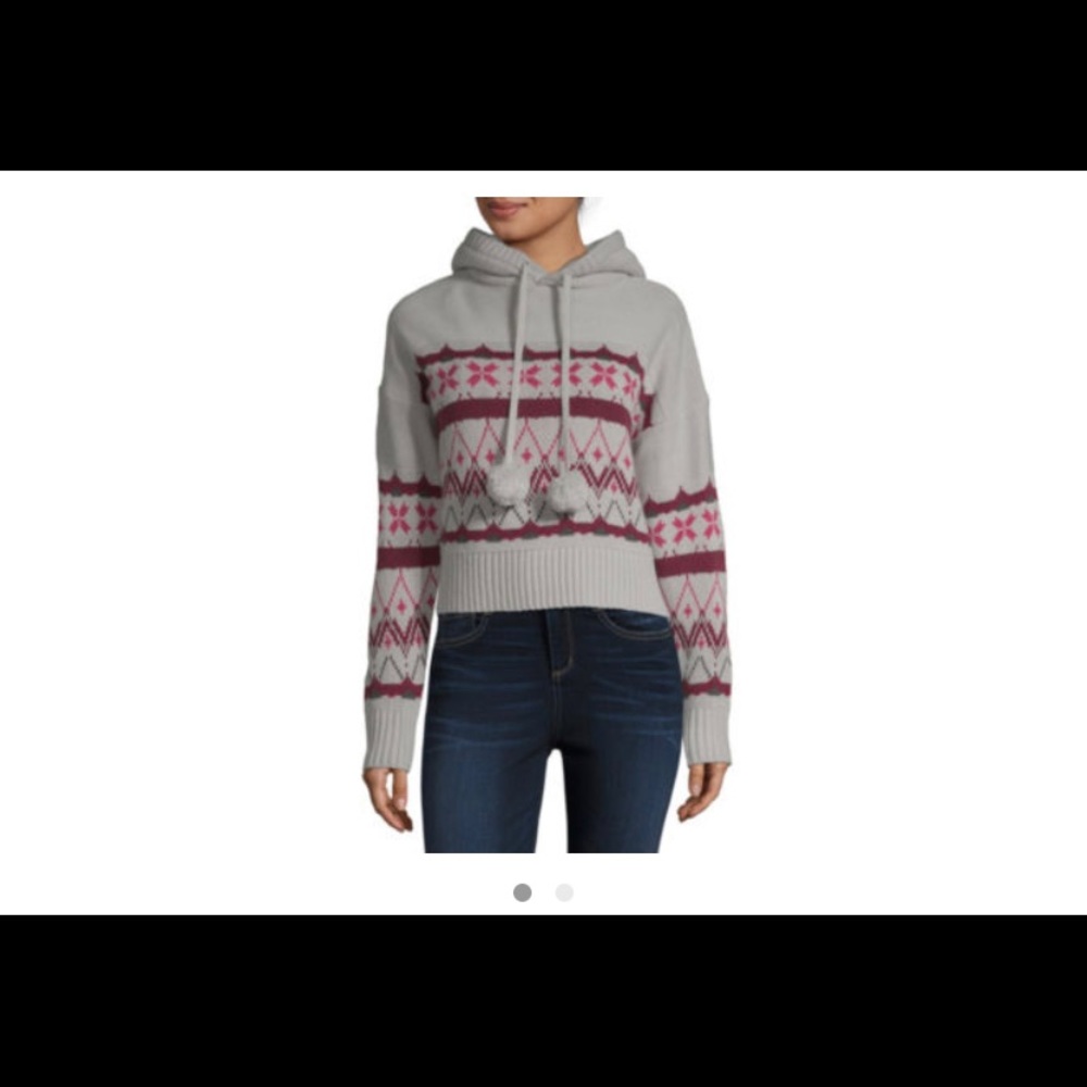 Women long sleeved hoodie